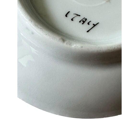 Vintage Hand-Painted Medici Mini Plate Italy, 3.5” Wall Decor Trinket Ring Dish - Picture 4 of 4